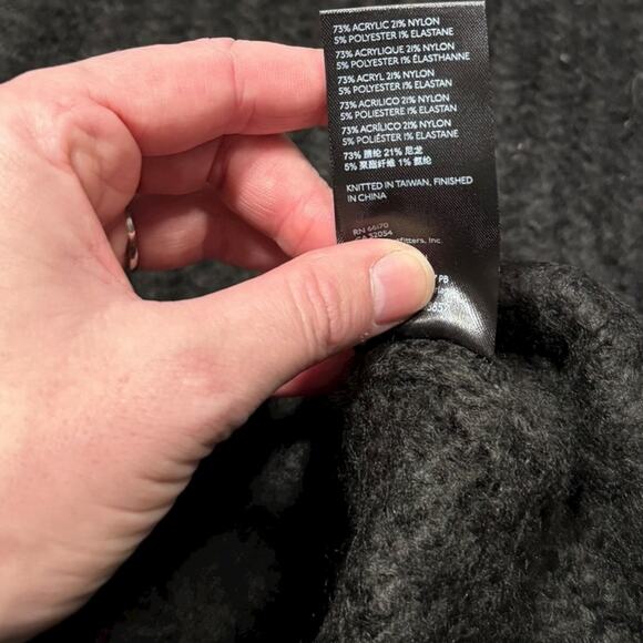 Free People Dark Gray/Black Chunky Oversized Sweater - Size XS - Picture 3 of 6